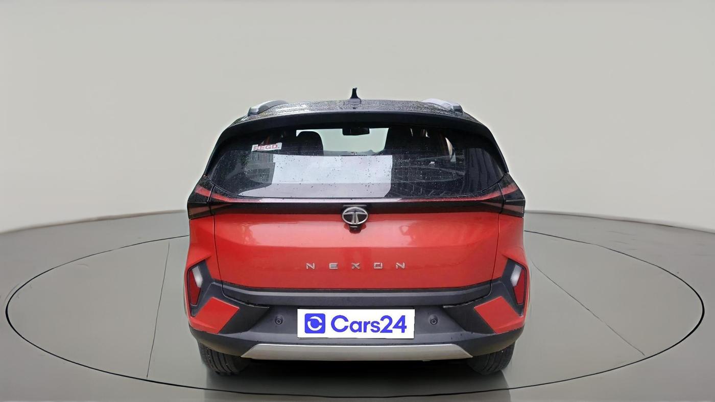 2023 Tata NEXON FEARLESS + SUNROOF DCA DUAL TONE 1.2 PETROL, Petrol, Automatic, 12,756 km, exterior