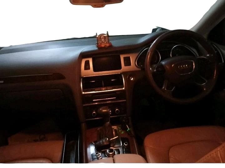 2014 Audi Q7 3.0 TDI QUATTRO, Diesel, Automatic, 1,29,831 km, interior