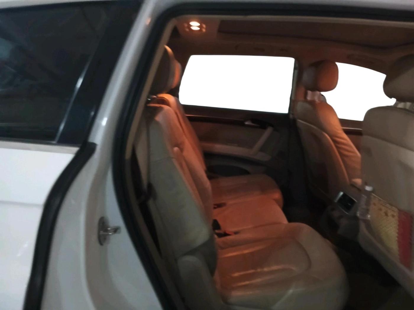 2014 Audi Q7 3.0 TDI QUATTRO, Diesel, Automatic, 1,29,831 km, interior