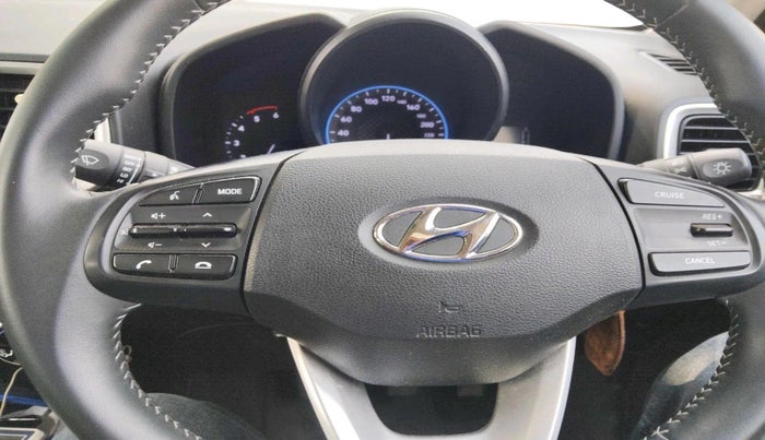 2019 Hyundai VENUE SX 1.4 CRDI, Diesel, Manual, 40,073 km, interior