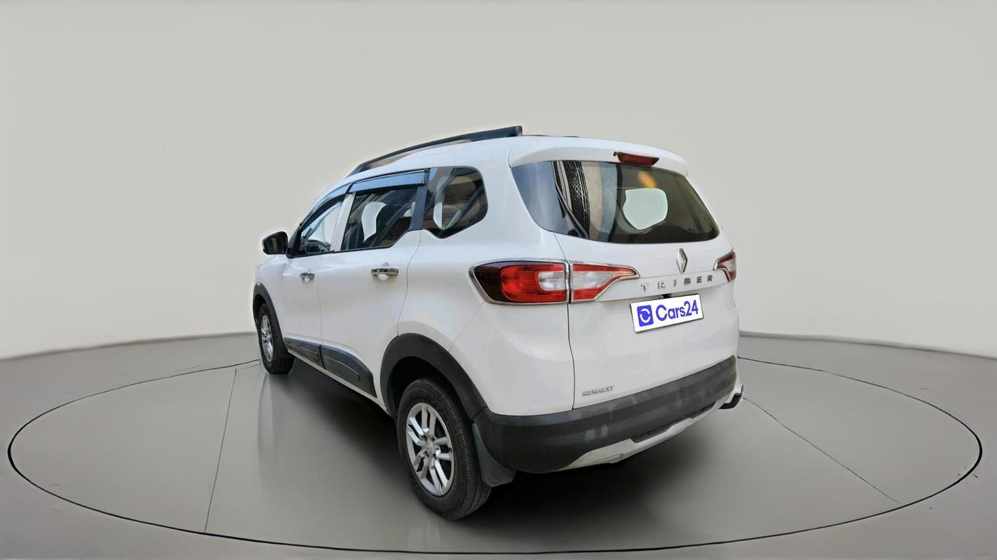 2020 Renault TRIBER RXL MT, Petrol, Manual, 1,11,563 km, exterior