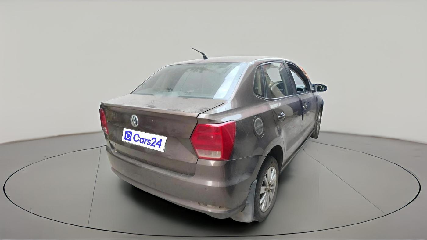 2017 Volkswagen Ameo HIGHLINE1.2L, Petrol, Manual, 75,368 km, exterior