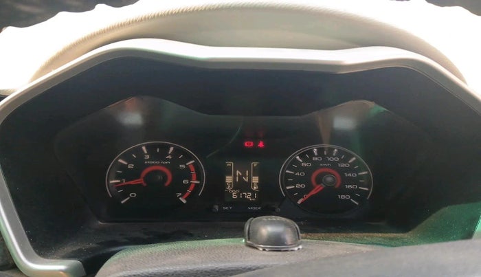 2017 Mahindra Kuv100 K8 6 STR, Petrol, Manual, 61,721 km, interior