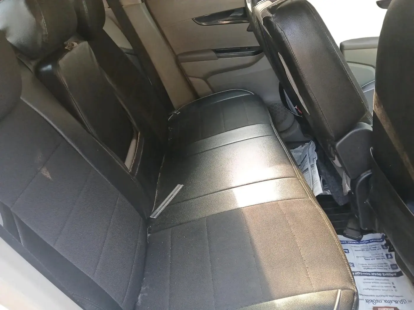 2017 Mahindra Kuv100 K8 6 STR, Petrol, Manual, 65,000 km, interior