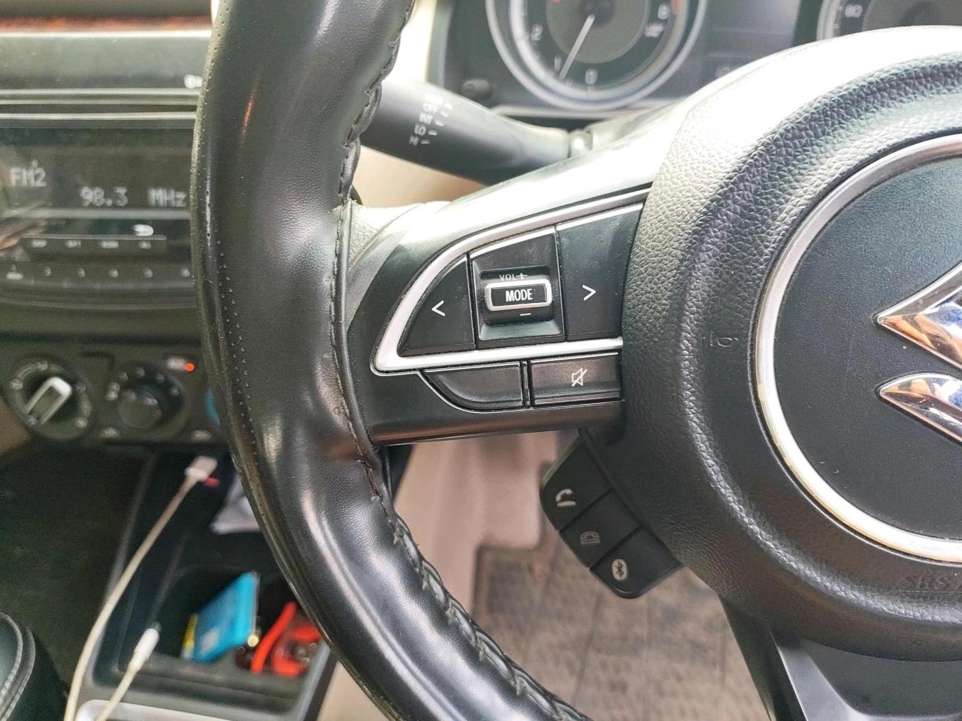 2020 Maruti Dzire VXI, Petrol, Manual, 1,24,536 km, interior