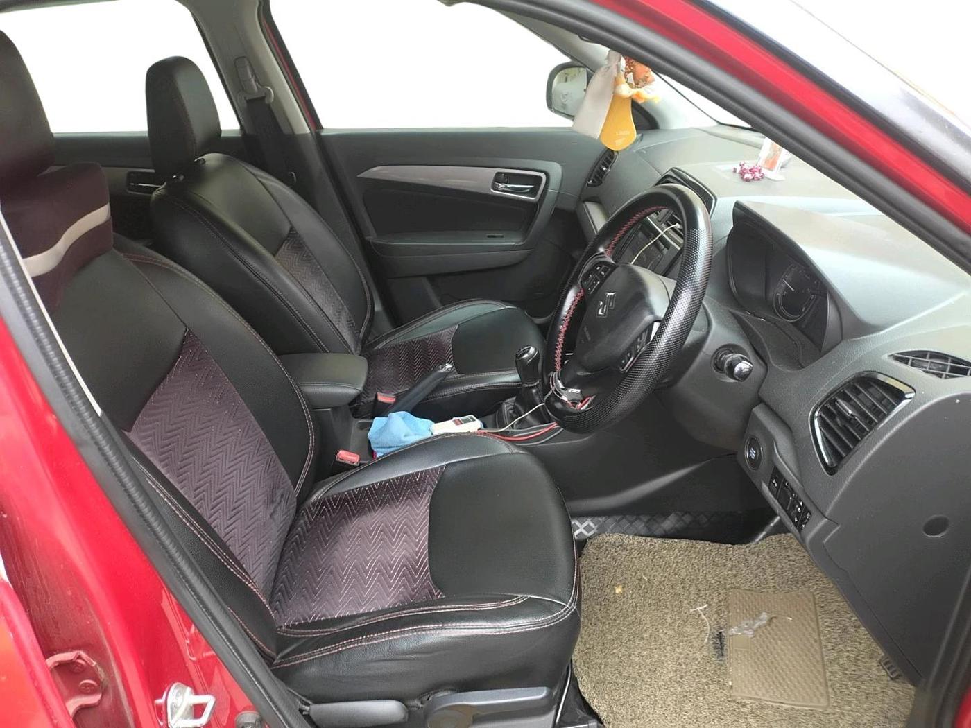 2016 Maruti Vitara Brezza ZDI PLUS, Diesel, Manual, 1,98,532 km, interior