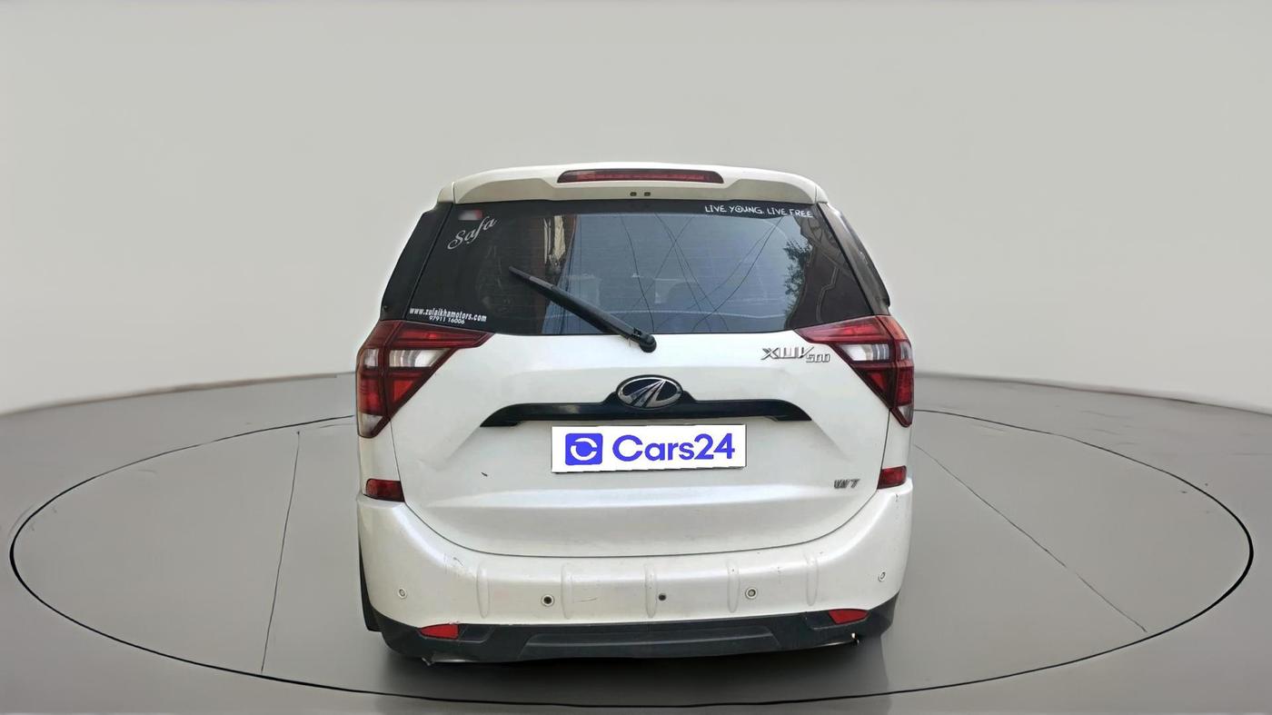 2020 Mahindra XUV500 W7, Diesel, Manual, 85,343 km, exterior