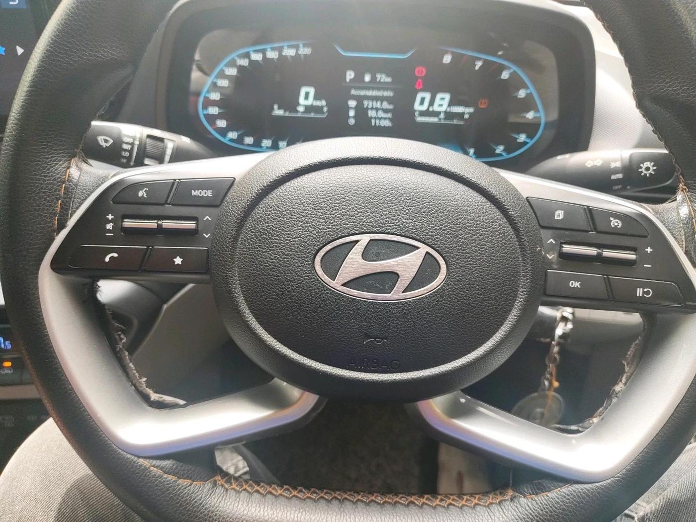 2024 Hyundai NEW I20 Sportz (O) 1.2 IVT, Petrol, Automatic, 16,852 km, interior