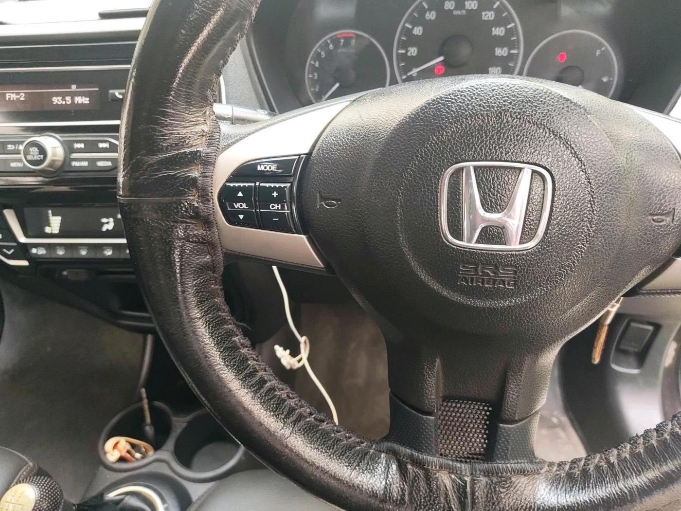 2017 Honda BR-V 1.5L I-VTEC S, Petrol, Manual, 88,432 km, interior