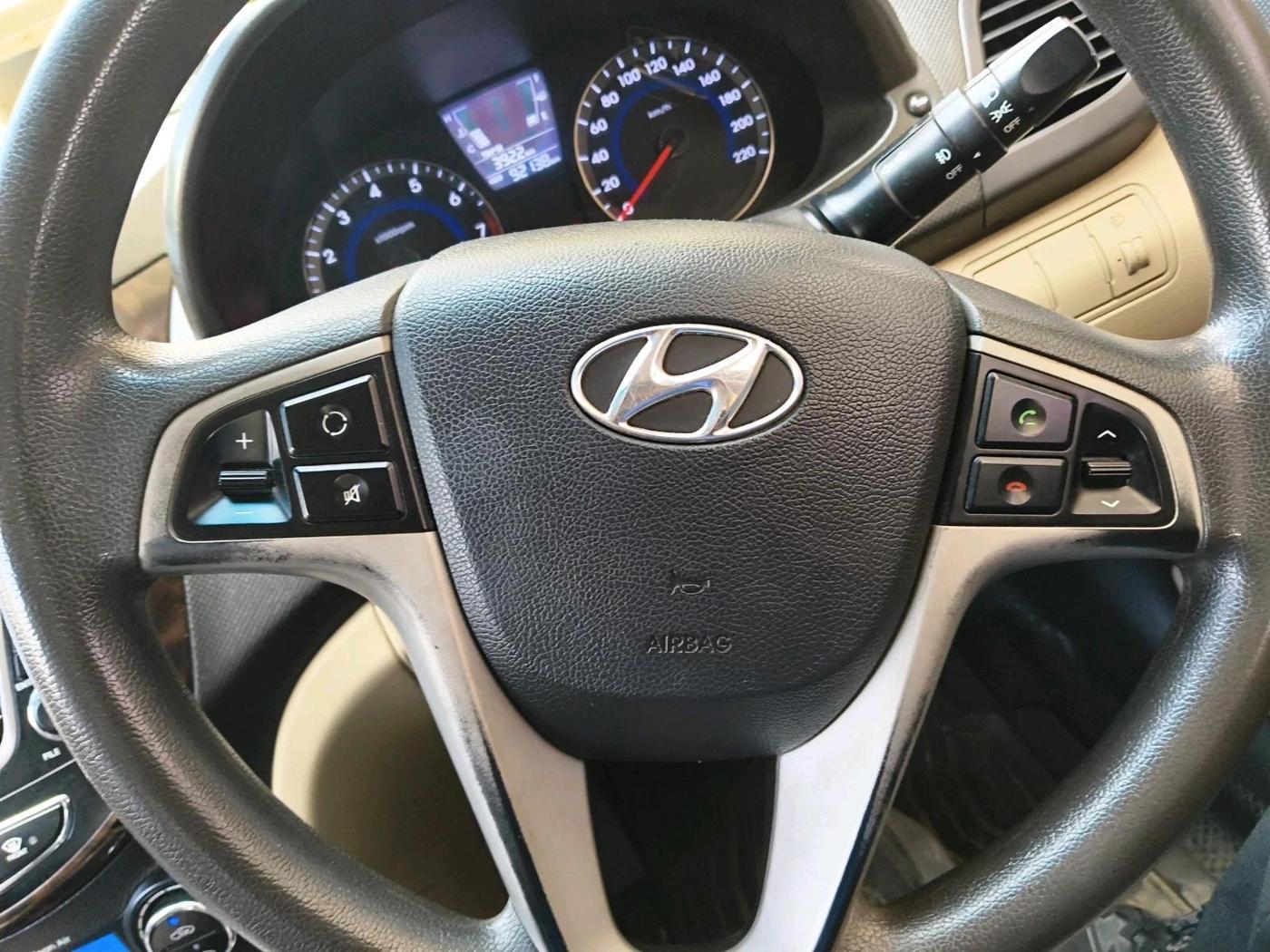 2014 Hyundai Verna FLUIDIC 1.4 VTVT CX, Petrol, Manual, 92,138 km, interior