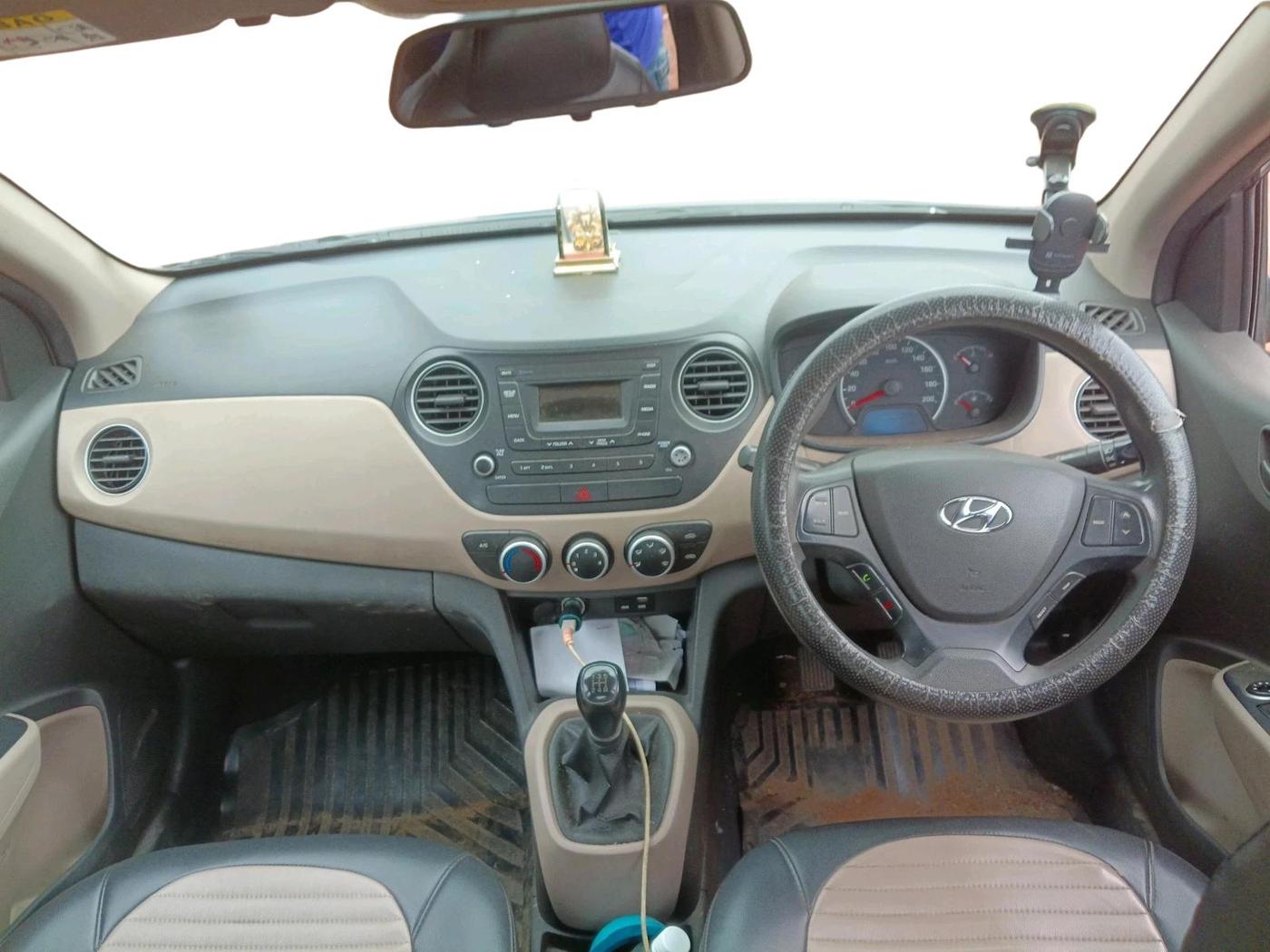 2019 Hyundai Grand i10 MAGNA 1.2 KAPPA VTVT, Petrol, Manual, 25,216 km, interior