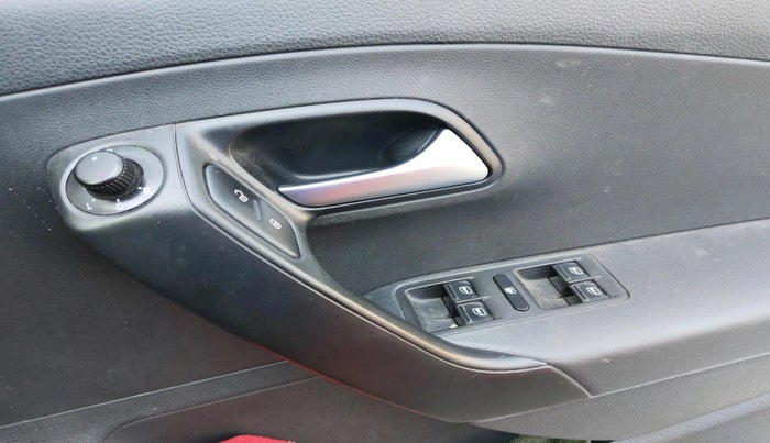 2020 Volkswagen Polo HIGHLINE PLUS 1.0, Petrol, Manual, 56,214 km, interior