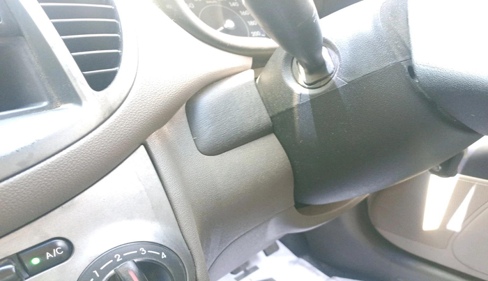 2010 Hyundai i10 MAGNA 1.2, Petrol, Manual, 84,000 km, interior