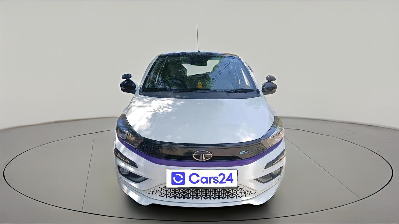 2023 Tata TIAGO EV XZ PLUS TECH LUX LONG RANGE, Electric, Automatic, 43,596 km, exterior