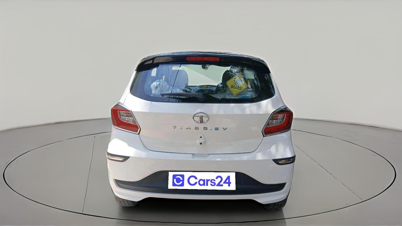 2023 Tata TIAGO EV XZ PLUS TECH LUX LONG RANGE, Electric, Automatic, 43,596 km, exterior