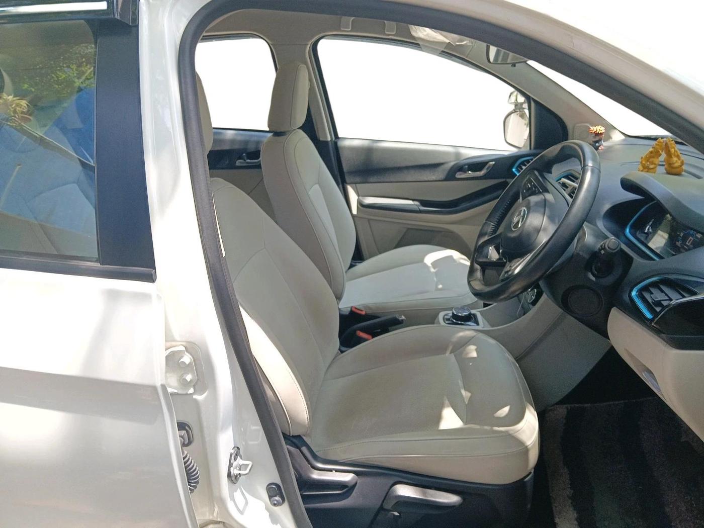 2023 Tata TIAGO EV XZ PLUS TECH LUX LONG RANGE, Electric, Automatic, 43,596 km, interior