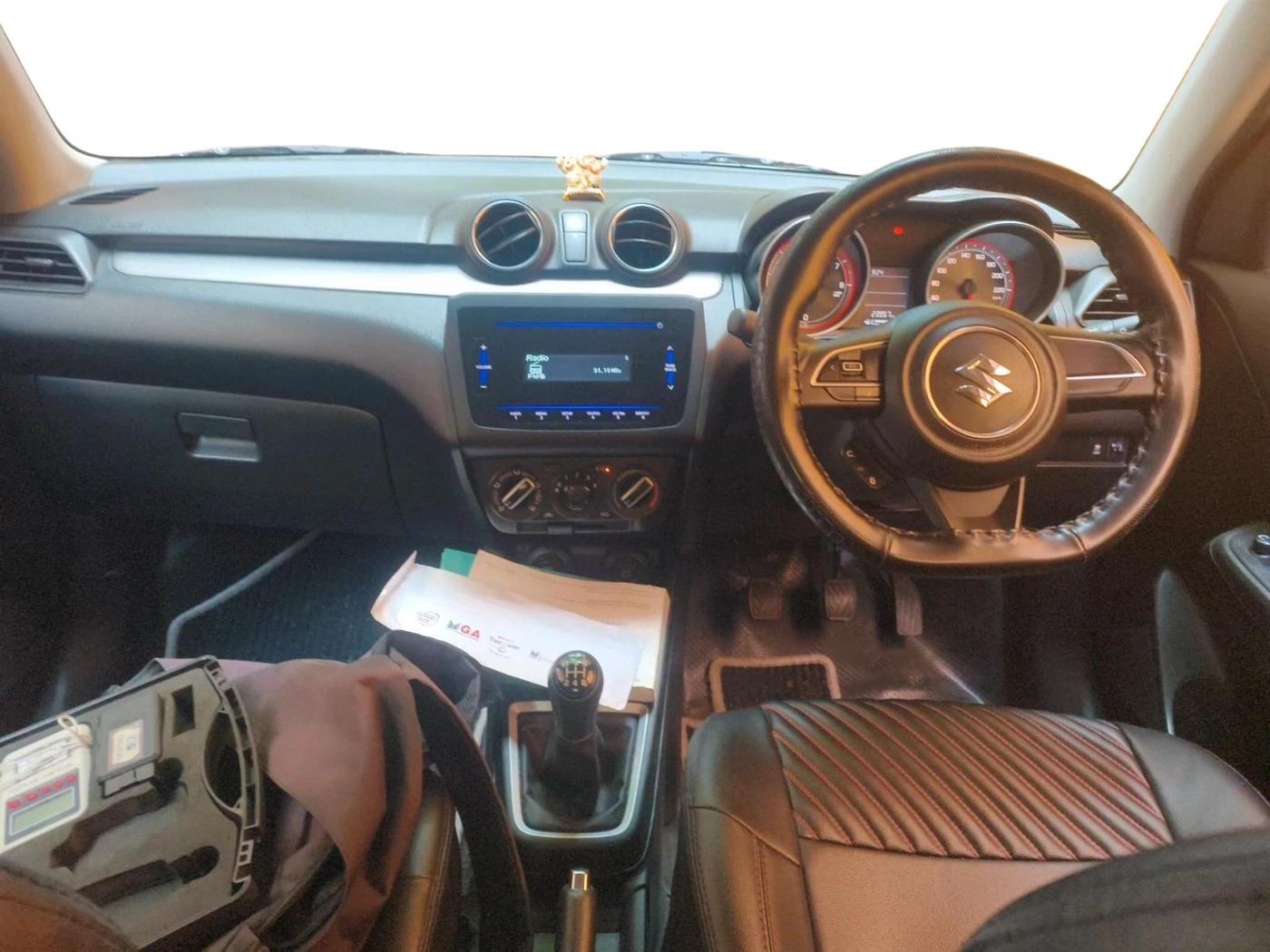 2023 Maruti Swift VXI, Petrol, Manual, 23,957 km, interior
