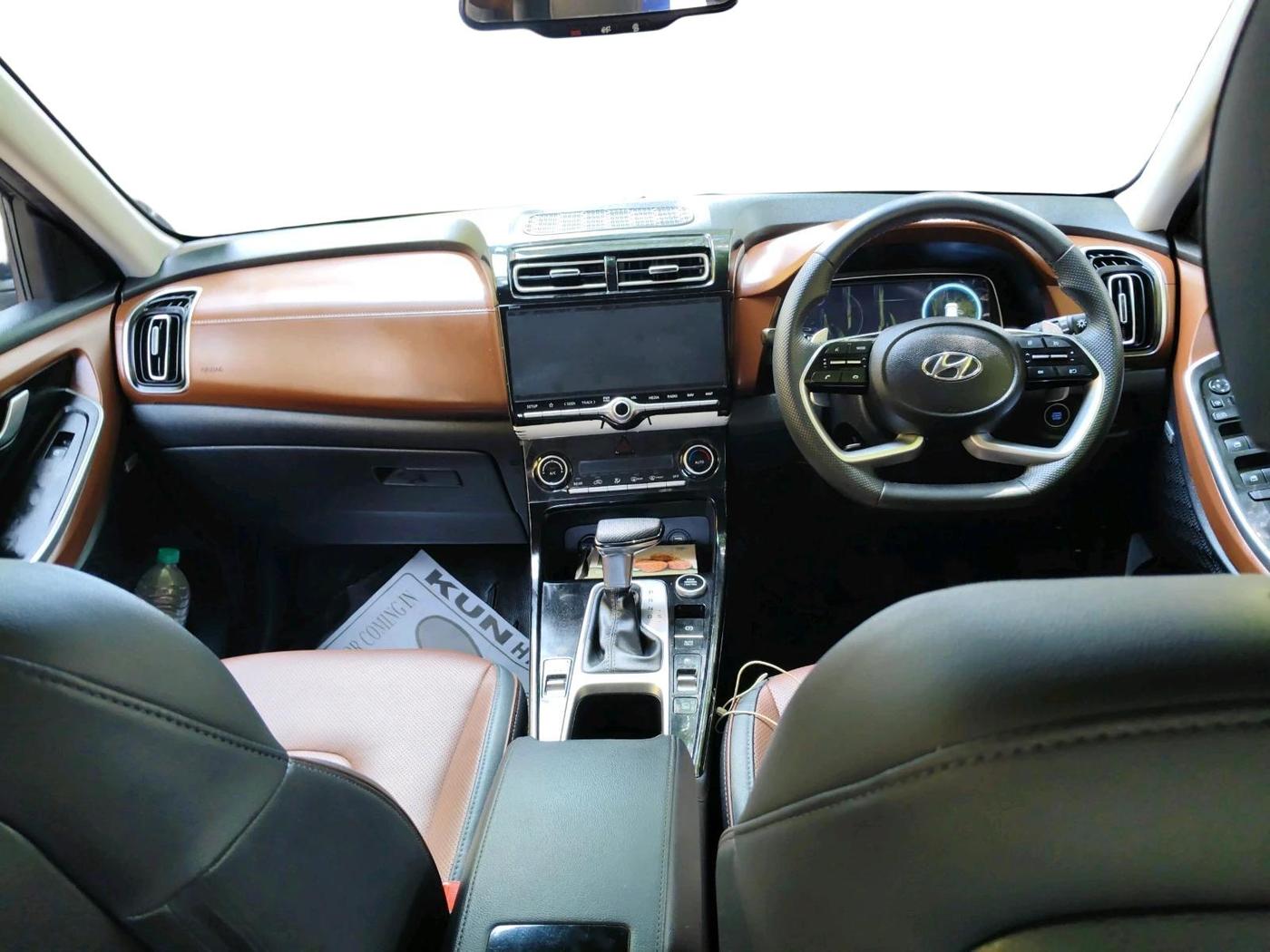 2022 Hyundai ALCAZAR 2.0 SIGNATURE (O) AT 6STR, Petrol, Automatic, 16,327 km, interior