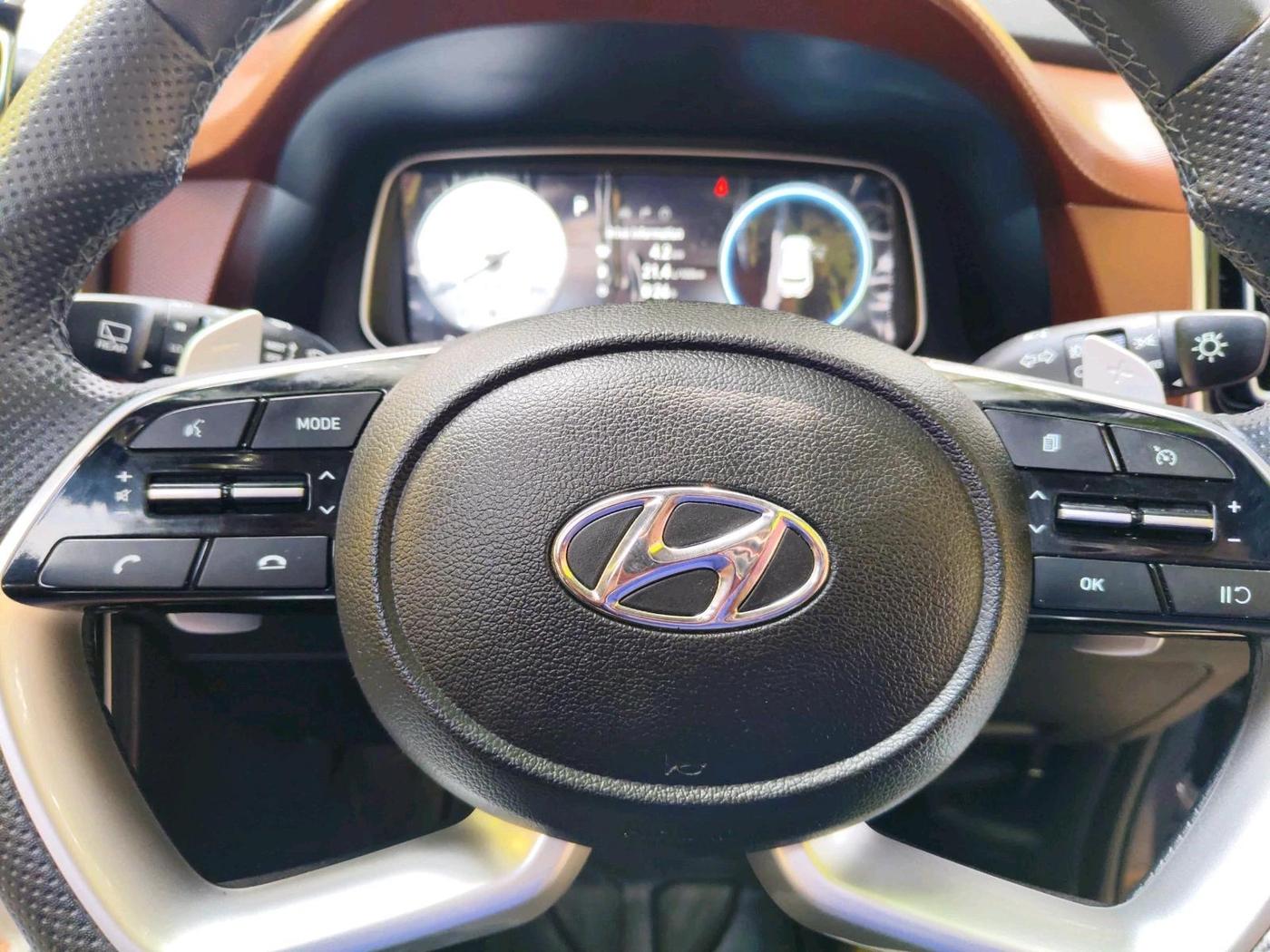 2022 Hyundai ALCAZAR 2.0 SIGNATURE (O) AT 6STR, Petrol, Automatic, 16,327 km, interior