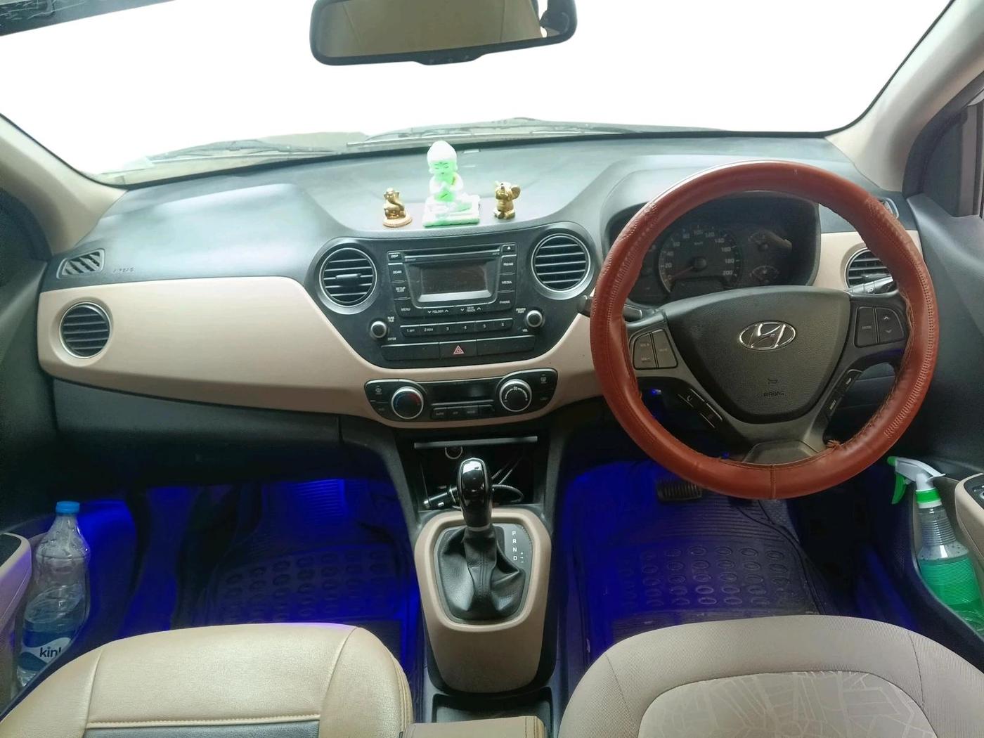 2015 Hyundai Xcent SX AT 1.2 (O), Petrol, Automatic, 46,918 km, interior