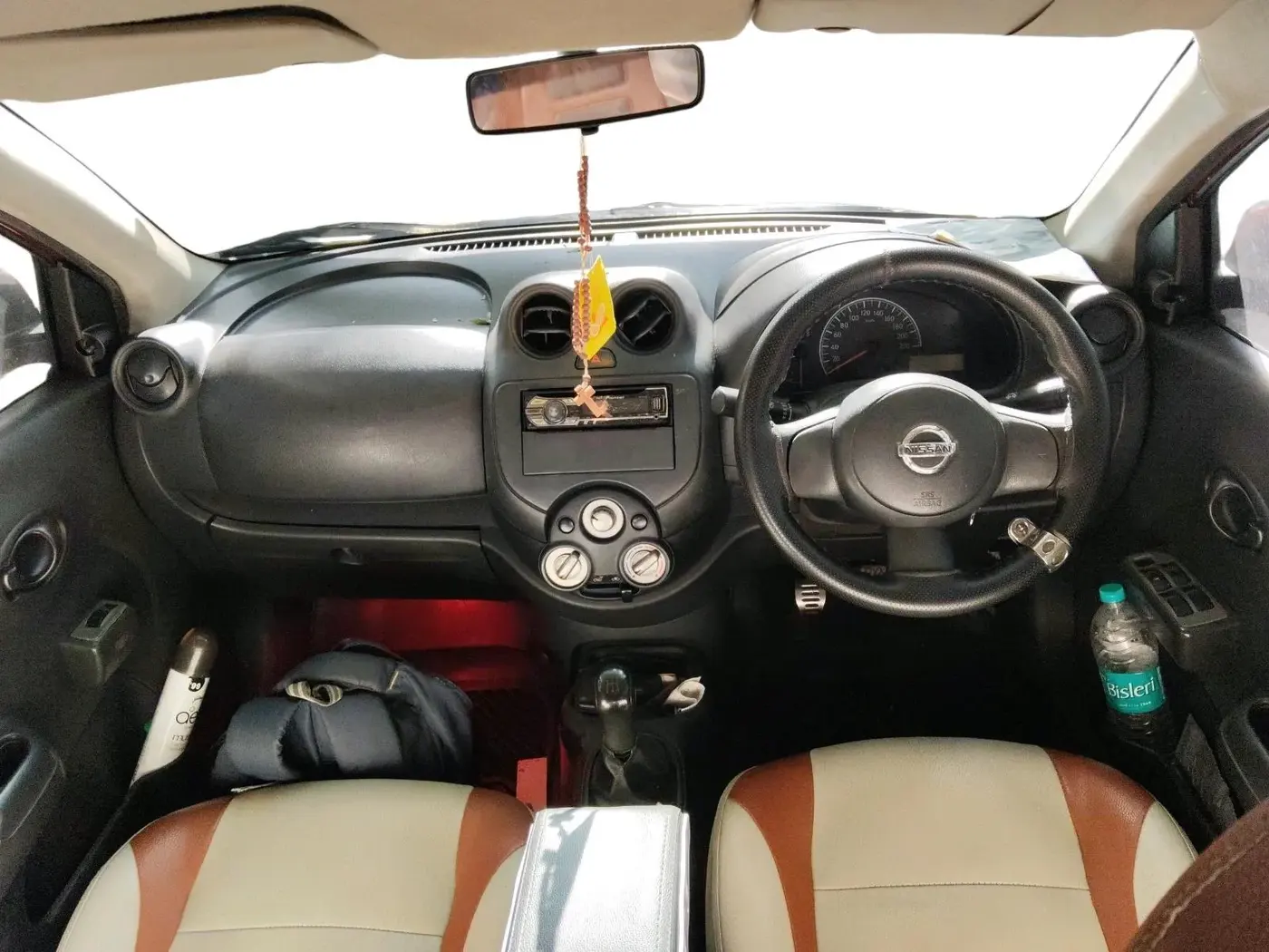 2013 Nissan Sunny XE, Petrol, Manual, 14,129 km, interior