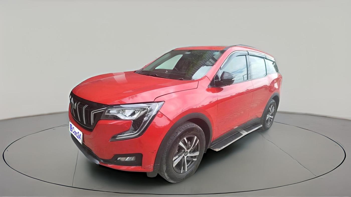 2022 Mahindra XUV700 AX 5 P MT 7 STR, Petrol, Manual, 18,945 km, exterior