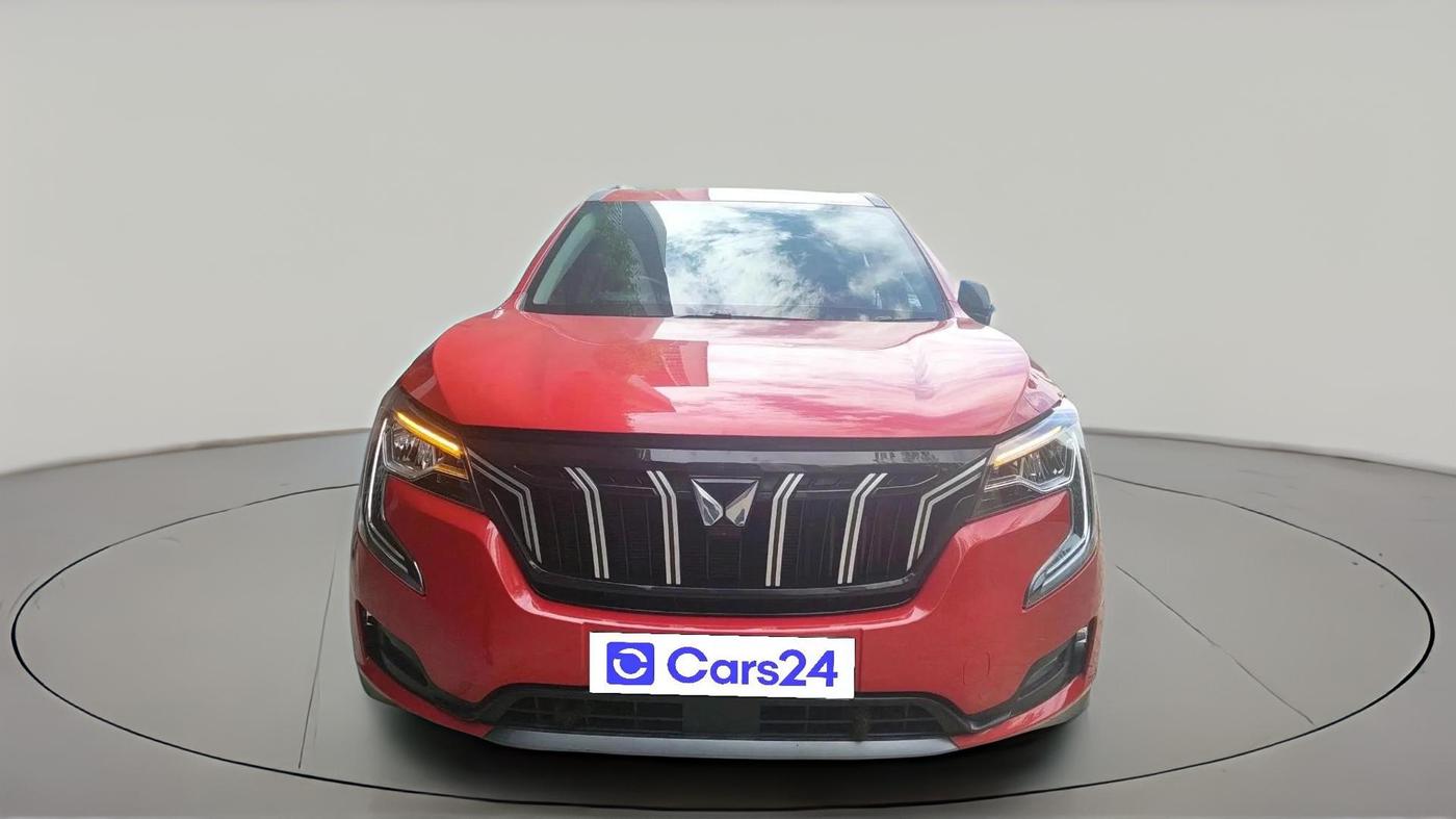 2022 Mahindra XUV700 AX 5 P MT 7 STR, Petrol, Manual, 18,945 km, exterior