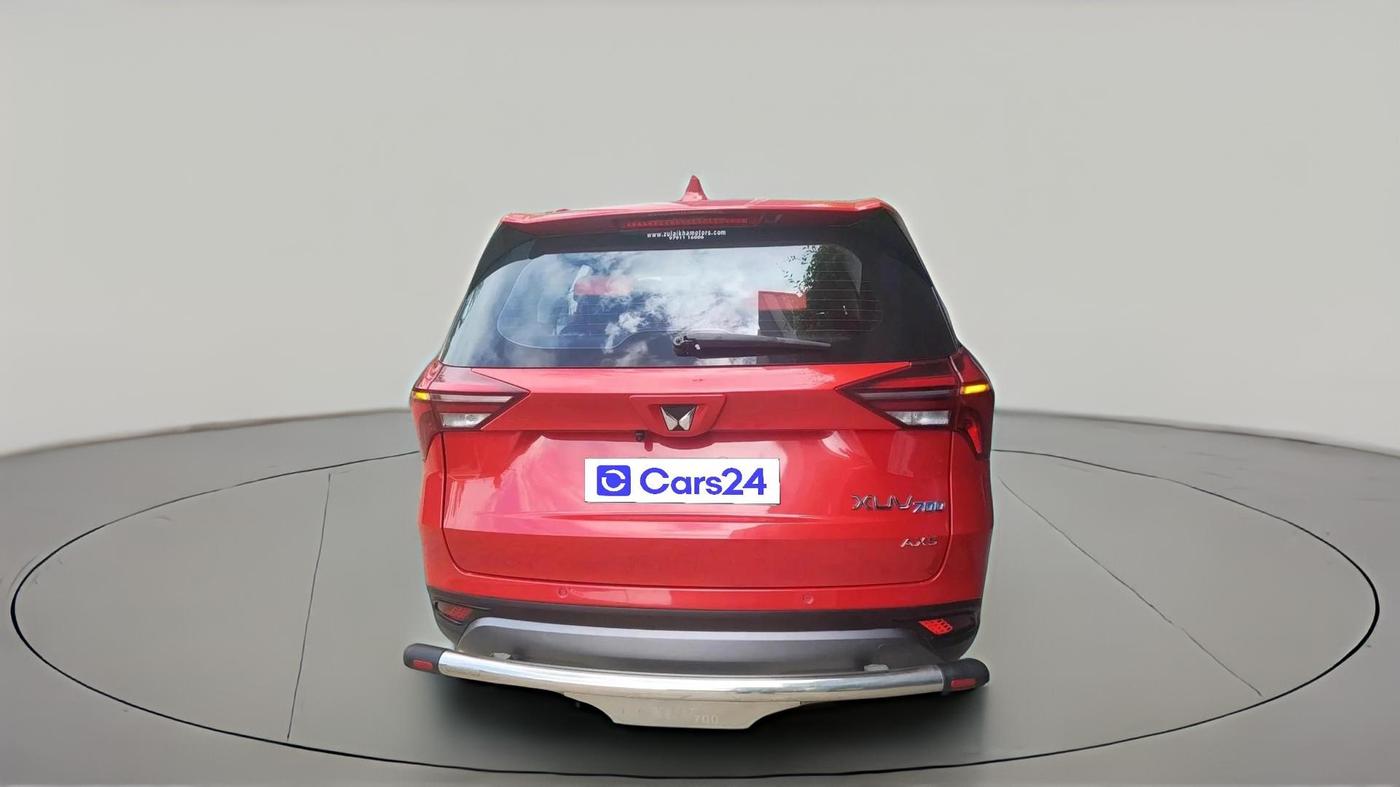 2022 Mahindra XUV700 AX 5 P MT 7 STR, Petrol, Manual, 18,945 km, exterior