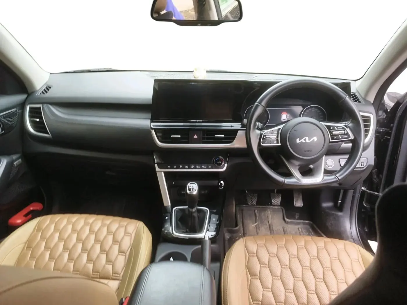 2022 KIA SELTOS HTX PLUS 1.5 DIESEL, Diesel, Manual, 26,476 km, interior