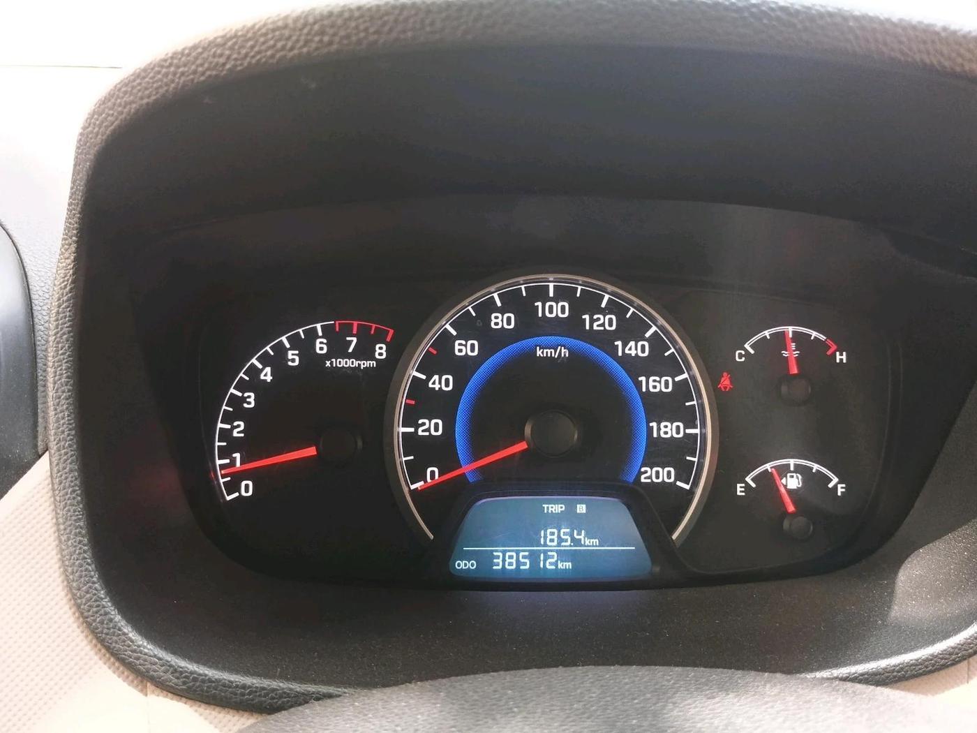 2014 Hyundai Grand i10 SPORTZ 1.2 KAPPA VTVT, Petrol, Manual, 39,686 km, interior