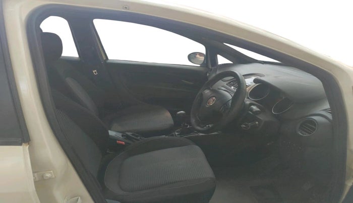 2015 Fiat Grand Punto EMOTION 1.3 90 HP, Diesel, Manual, 1,41,406 km, interior