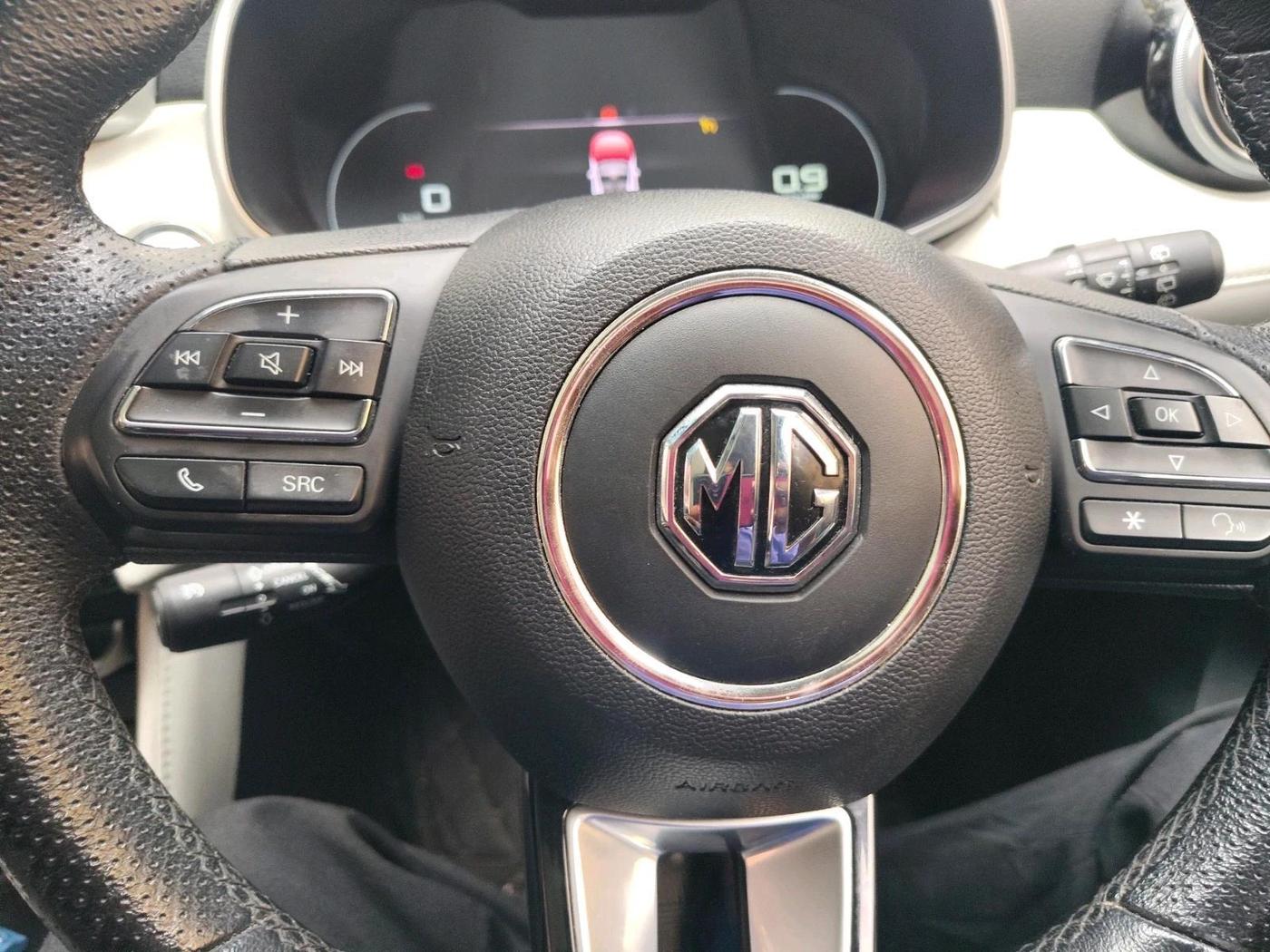 2023 MG ASTOR SMART 1.5 CVT, Petrol, Automatic, 49,376 km, interior