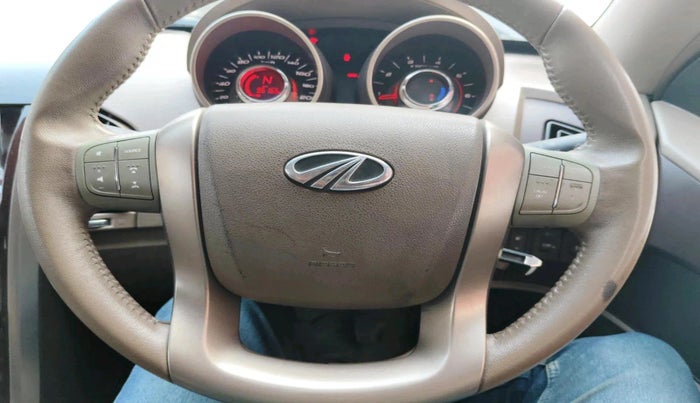 2012 Mahindra XUV500 W8 AWD, Diesel, Manual, 96,165 km, interior