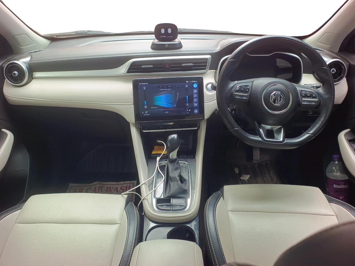 2022 MG ASTOR SHARP 1.5 CVT, Petrol, Automatic, 19,610 km, interior