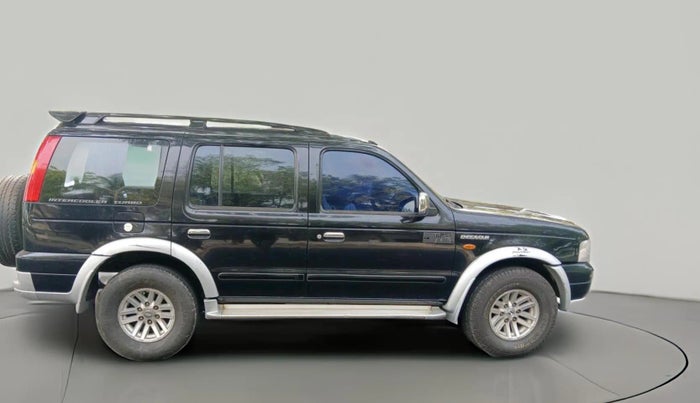 2004 Ford Endeavour XLT 4X2 MT, Diesel, Manual, 2,28,993 km, exterior