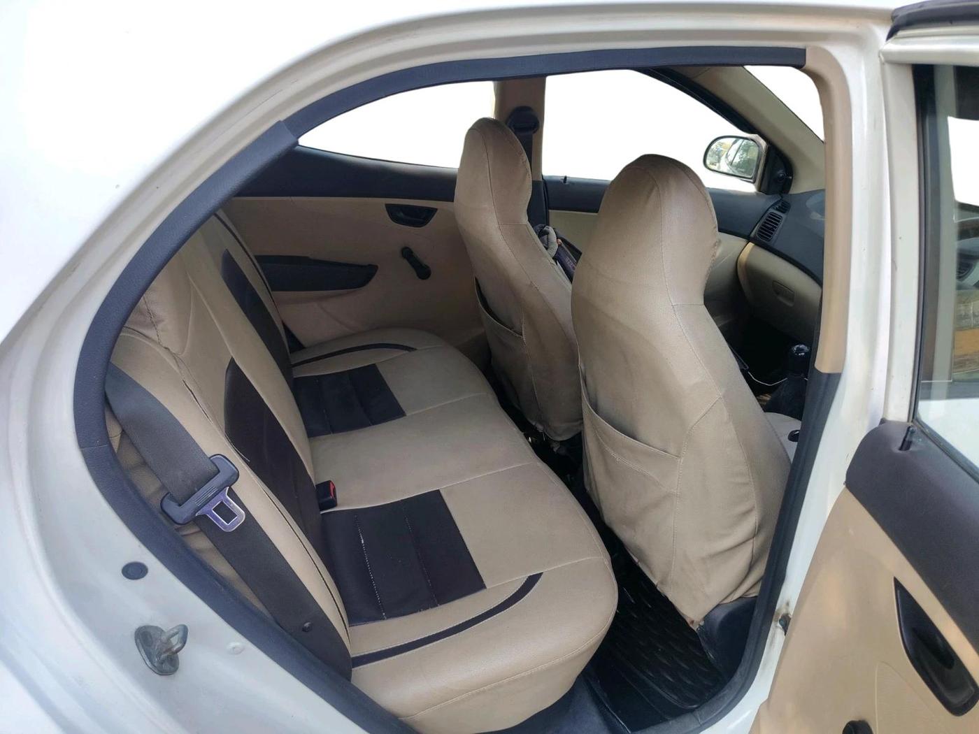 2015 Hyundai Eon ERA +, Petrol, Manual, 67,480 km, interior