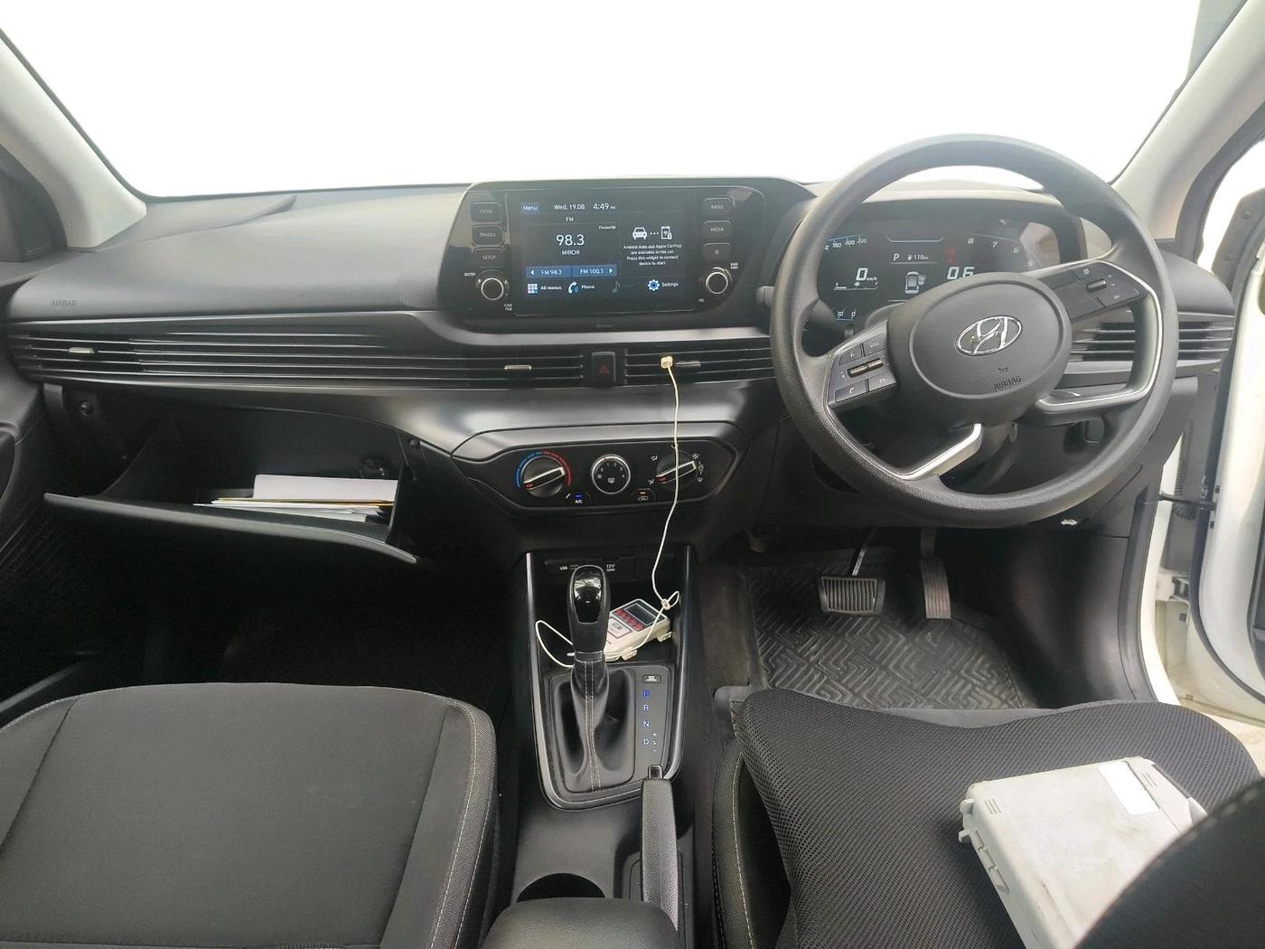 2020 Hyundai NEW I20 SPORTZ 1.2 AT, Petrol, Automatic, 40,960 km, interior