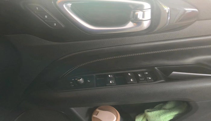 2021 Jeep Compass MODEL S (O) 1.4 PETROL DCT, Petrol, Automatic, 62,070 km, interior