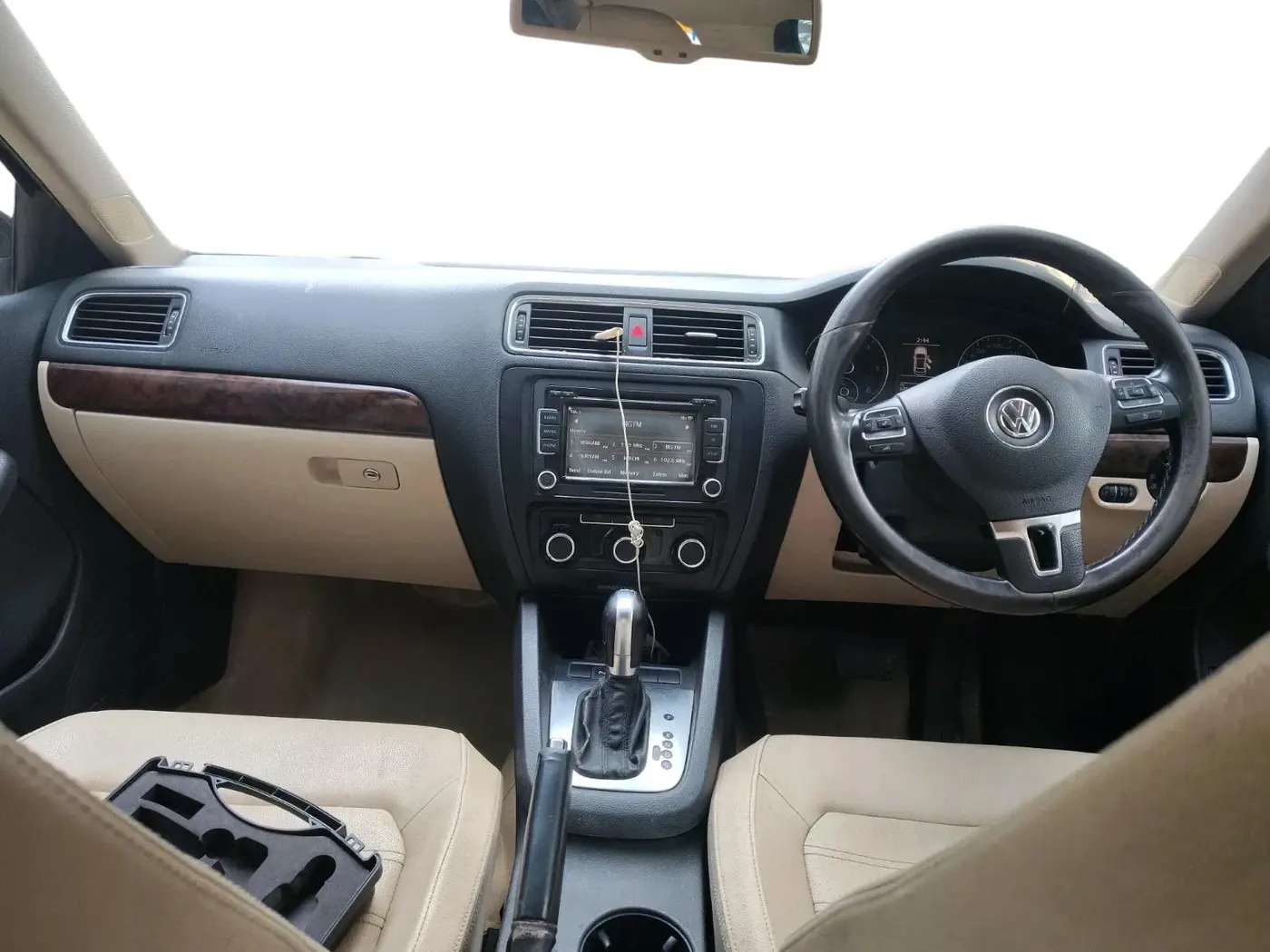 2011 Volkswagen Jetta HIGHLINE TDI AT, Diesel, Automatic, 68,568 km, interior