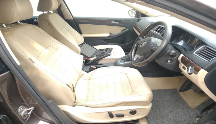 2011 Volkswagen Jetta HIGHLINE TDI AT, Diesel, Automatic, 68,568 km, interior