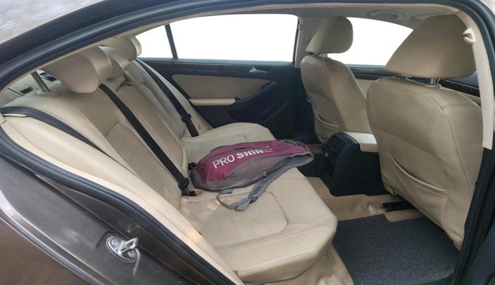 2011 Volkswagen Jetta HIGHLINE TDI AT, Diesel, Automatic, 68,568 km, interior