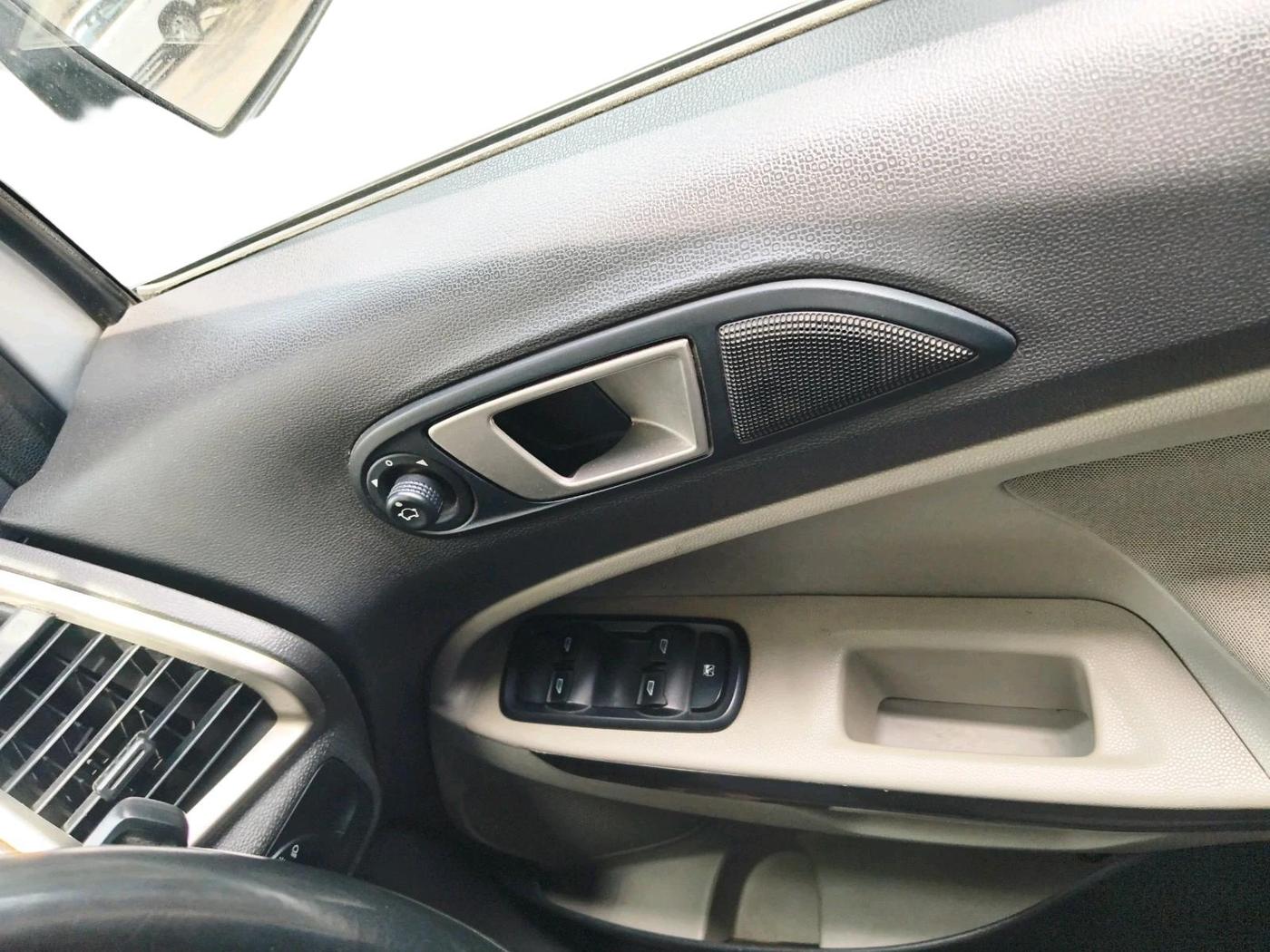 2014 Ford Ecosport TITANIUM 1.5L PETROL AT, Petrol, Automatic, 67,854 km, interior