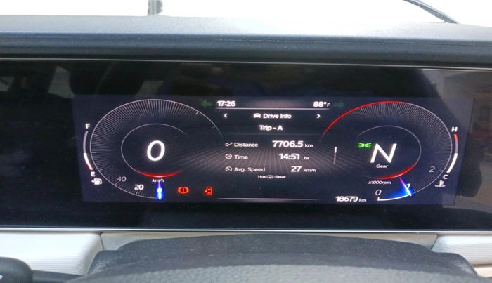 2024 Mahindra XUV700 AX 5 D MT 7 STR, Diesel, Manual, 18,679 km, interior