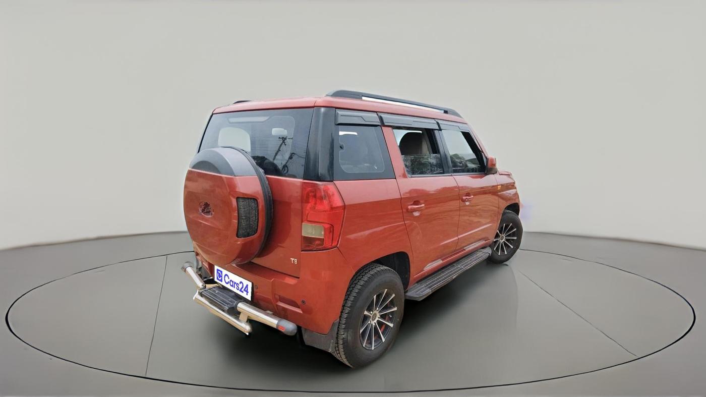 2016 Mahindra TUV300 T8, Diesel, Manual, 1,30,658 km, exterior