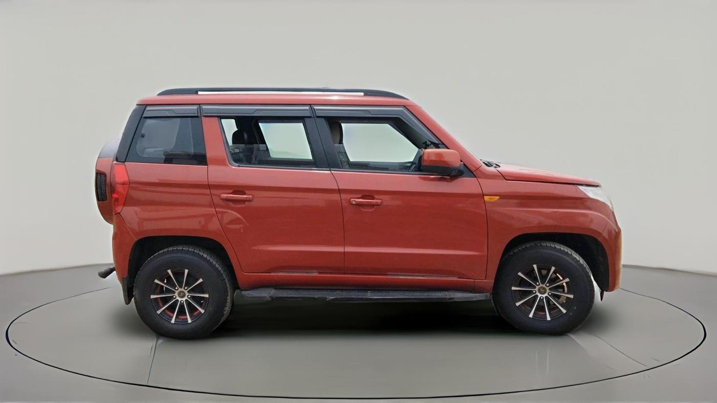 2016 Mahindra TUV300 T8, Diesel, Manual, 1,30,658 km, exterior