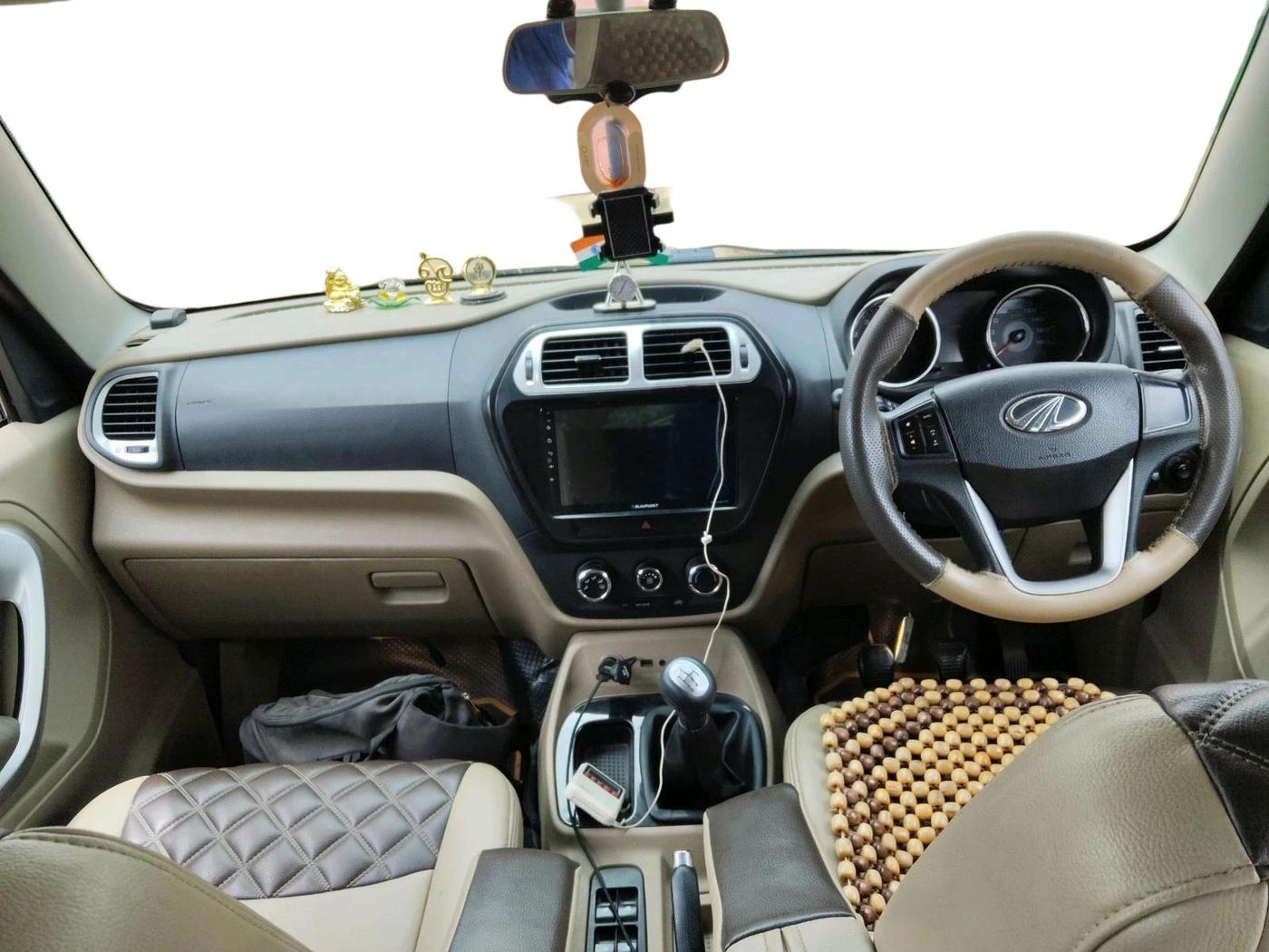 2016 Mahindra TUV300 T8, Diesel, Manual, 1,30,658 km, interior