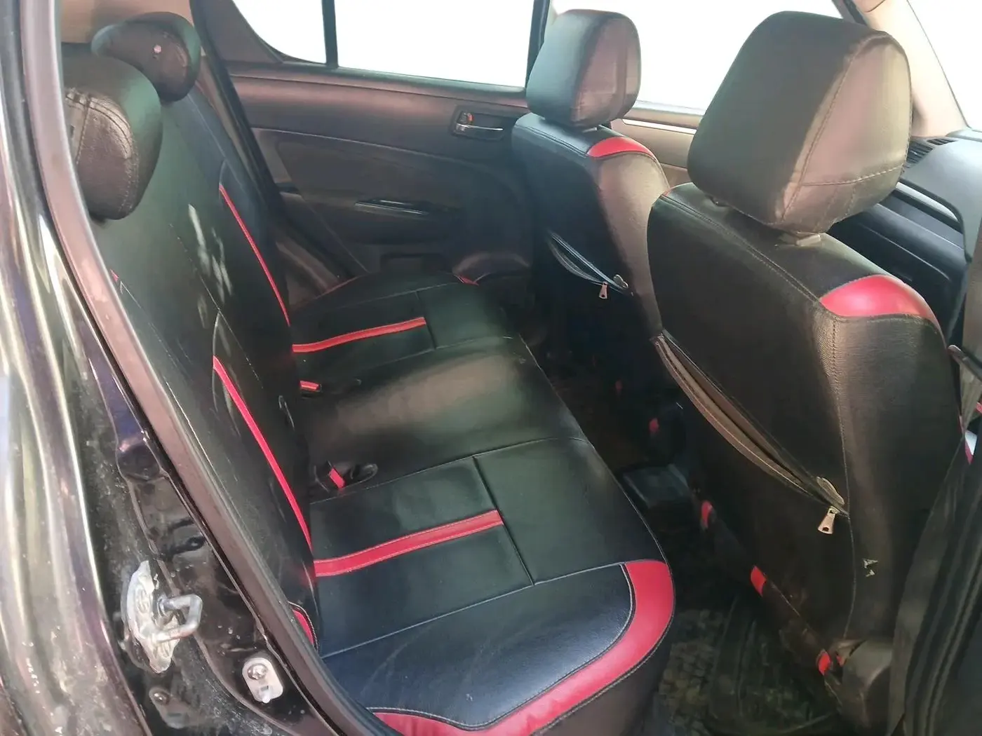 2012 Maruti Swift ZXI, Petrol, Manual, 88,008 km, interior