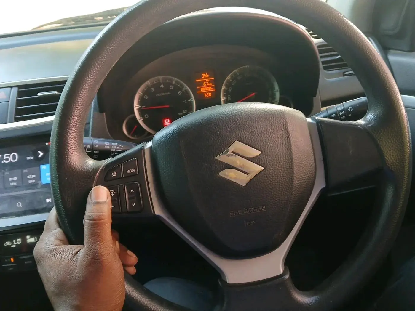 2012 Maruti Swift ZXI, Petrol, Manual, 88,008 km, interior