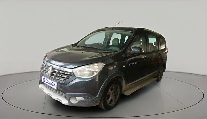 2015 Renault Lodgy 110 PS RXZ STEPWAY 7 STR, Diesel, Manual, 1,56,891 km, exterior