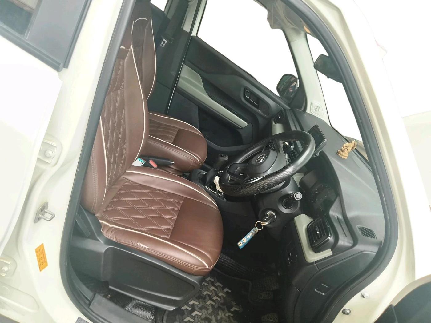 2023 Tata PUNCH ADVENTURE MT, Petrol, Manual, 55,181 km, interior